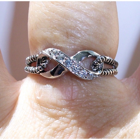 925 STERLING SILVER Infinity Cubic Zirconia Ring - Picture 7 of 16
